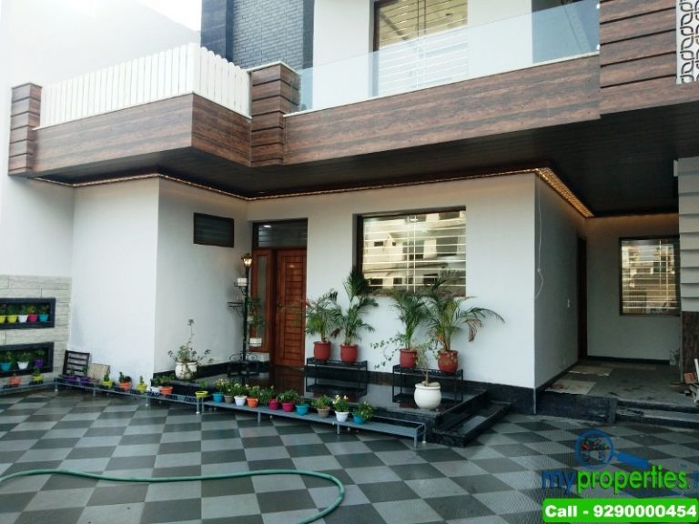 300 Gaj Kothi in Zirakpur Call 9290000454, 9290000458 6 BHK Ready