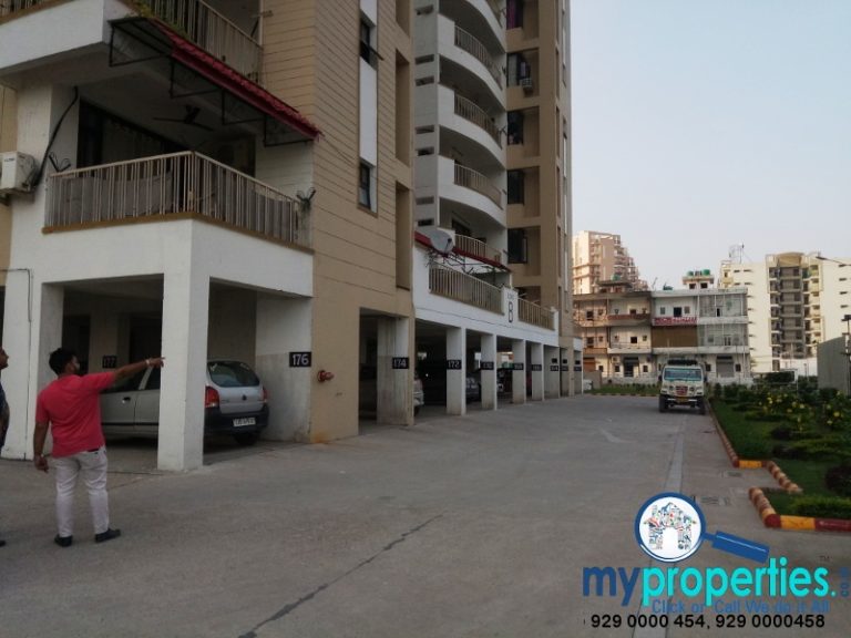 Golden Sand Zirakpur I 3 BHK Modern Flats at Old Ambala Road Zirakpur