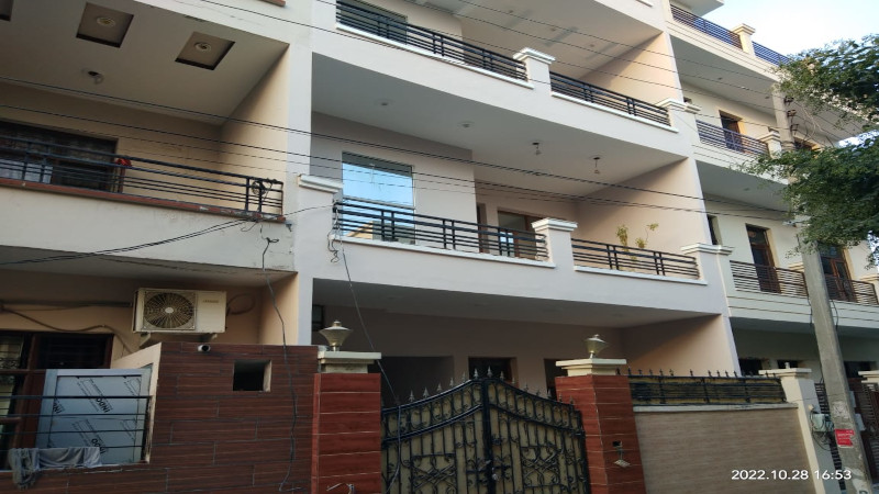 Kothi for Sale in Zirakpur | Call – 9290000454 | 130 Gaj Triple Storey Kothi For Sale at Ambala Highway Zirakpur